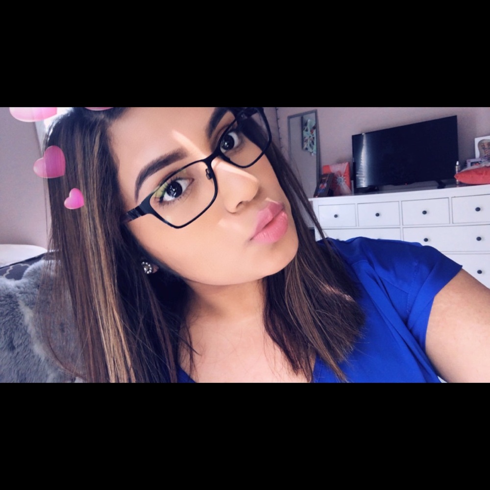 Meet your Posher, Erica